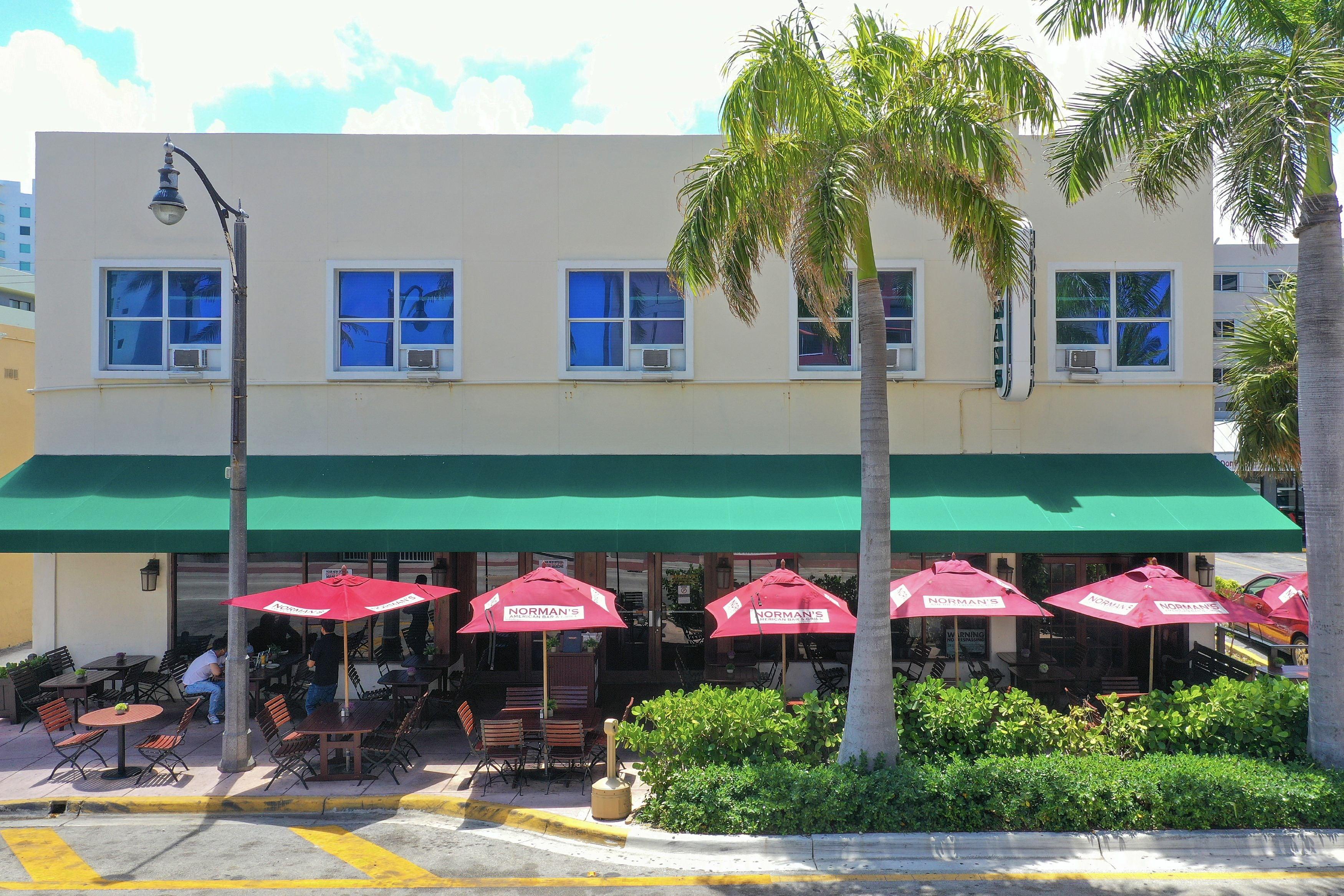 Norman'S Hotel And Dining - Miami Beach — Photos 1